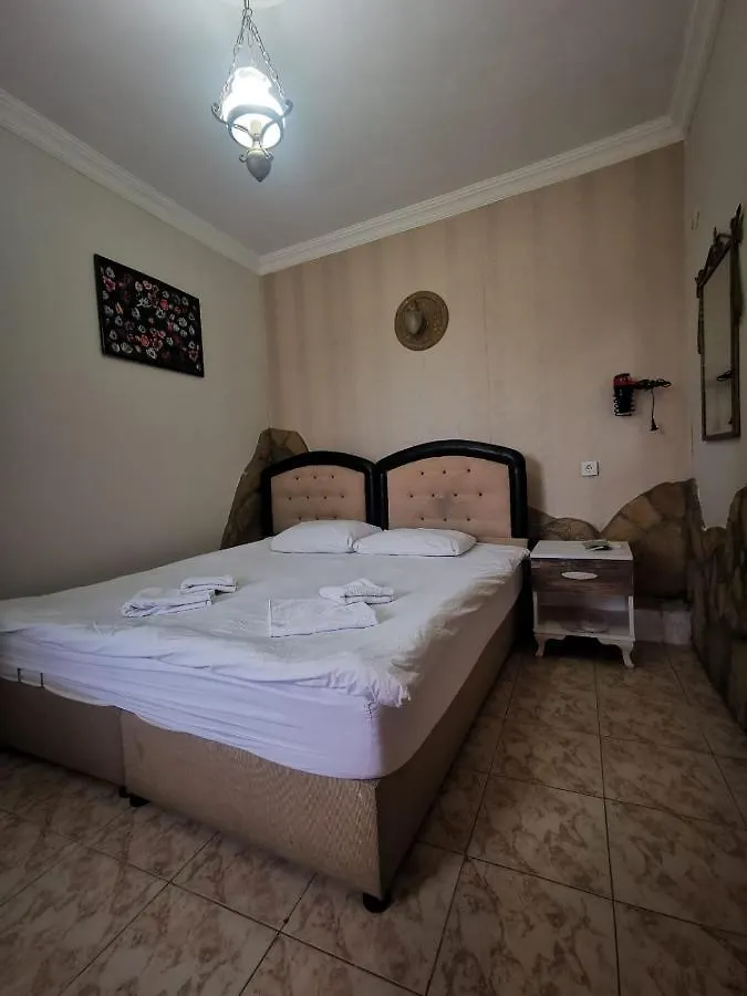 Anz Guest House Pansiyon Selçuk Habitación en casa particular